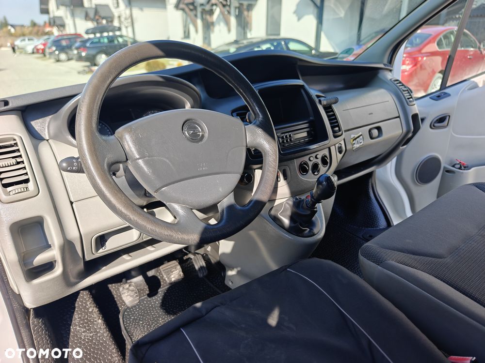 Opel Vivaro - 15