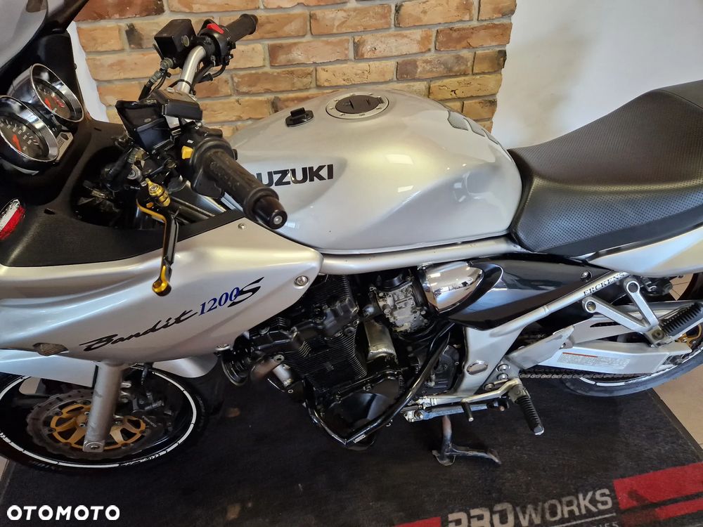 Suzuki Bandit - 18