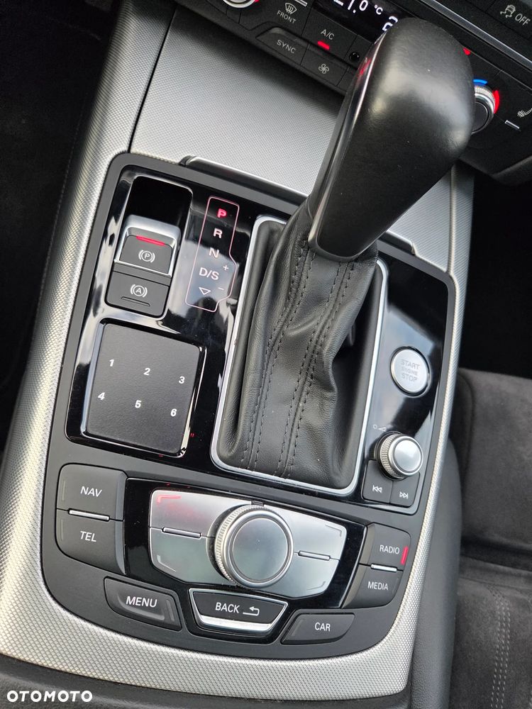 Audi A6 Allroad 3.0 TDI Quattro S tronic - 33