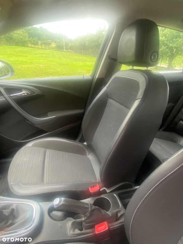 Opel Astra 1.4 T Executive EU6 - 8