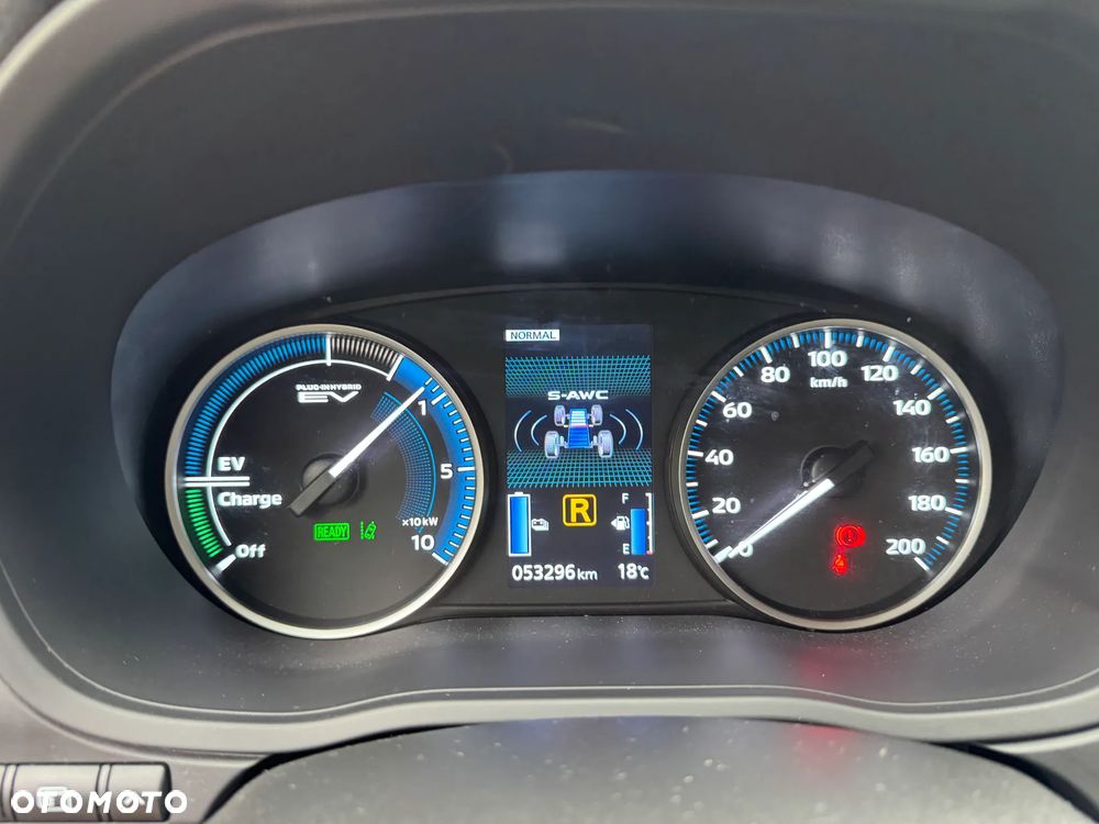 Mitsubishi Eclipse Cross - 22