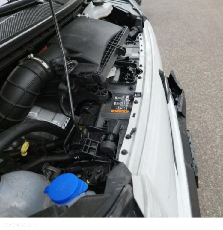 Volkswagen Transporter - 11