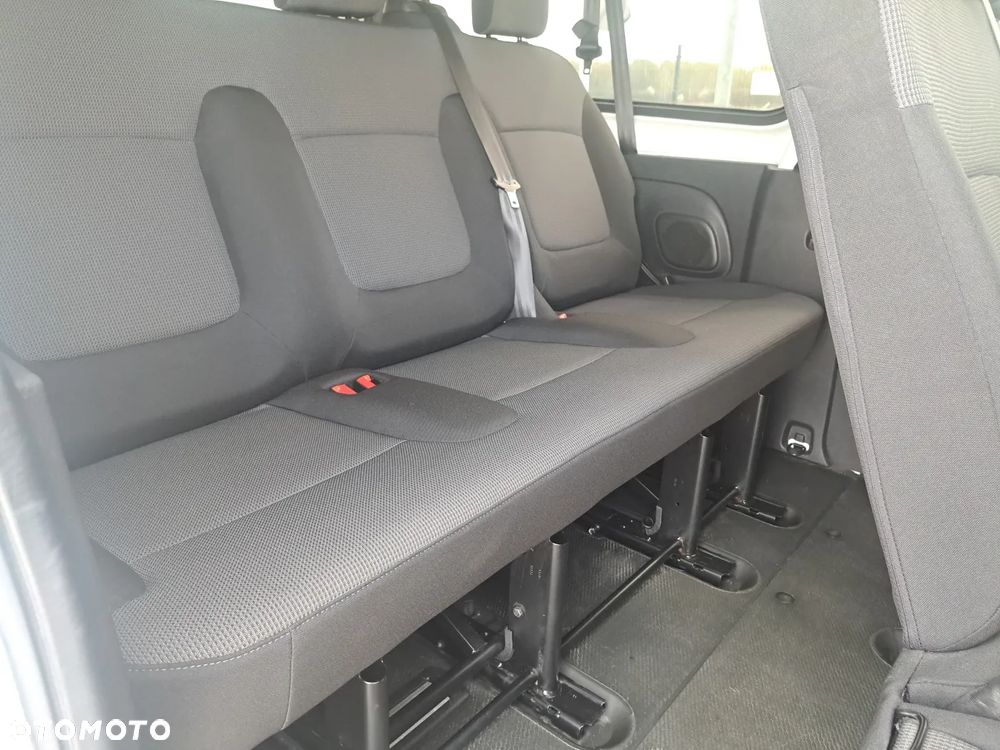 Renault Trafic - 9