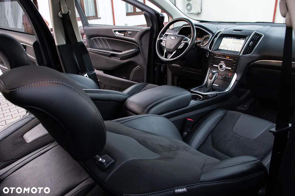 Ford Edge 2.0 TDCi Bi-Turbo 4x4 ST-LINE - 23