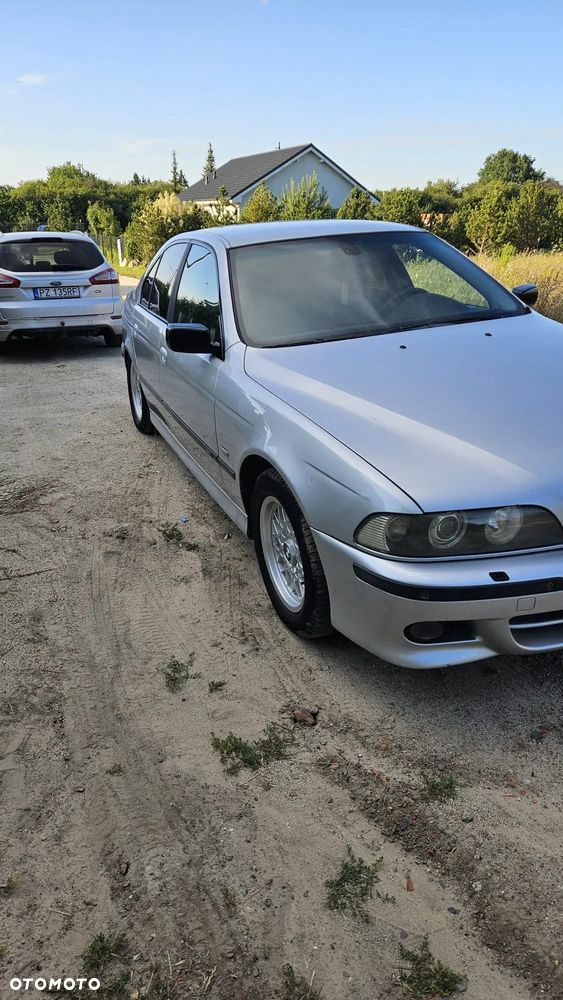 BMW Seria 5 - 10