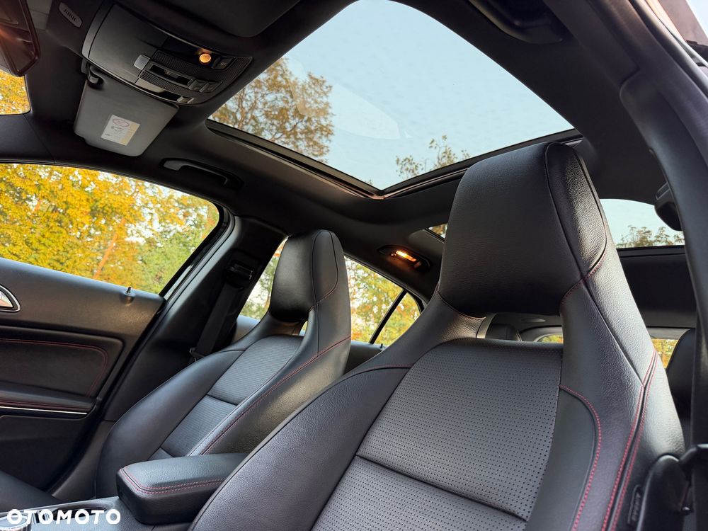 Mercedes-Benz GLA 250 4Matic 7G-DCT AMG Line - 22