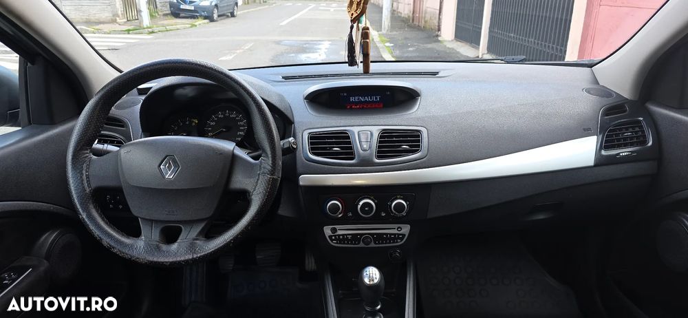 Renault Megane 1.5 dCi Dynamique - 4