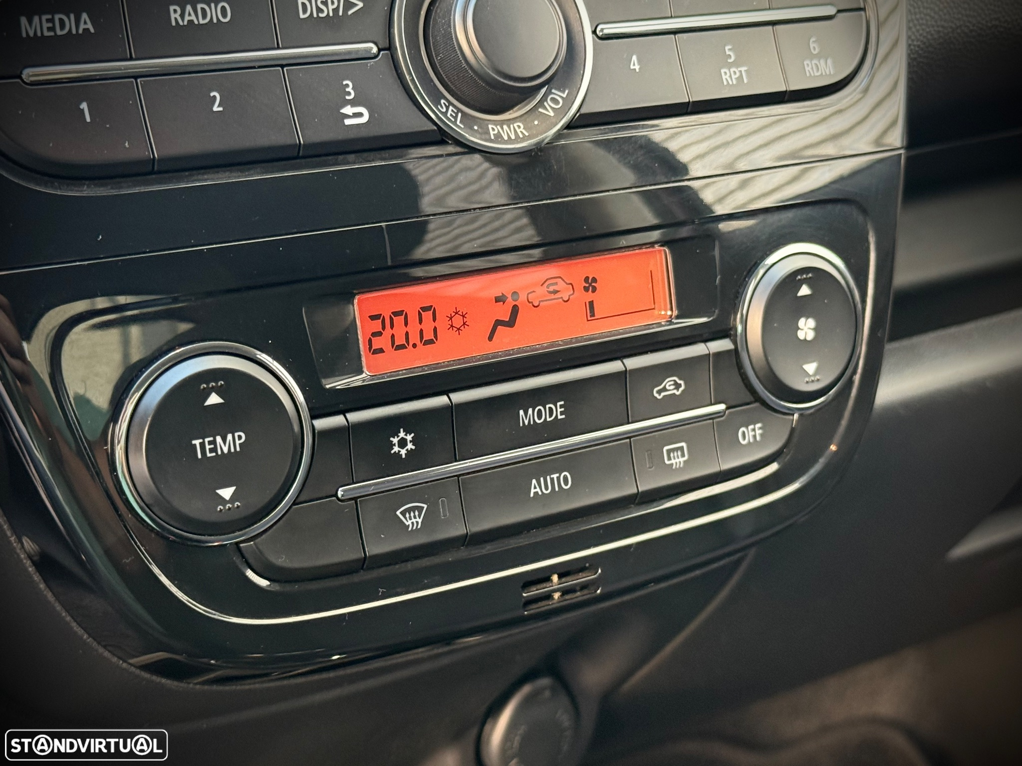 Mitsubishi Space Star 1.2 Intense Connect Edition - 15