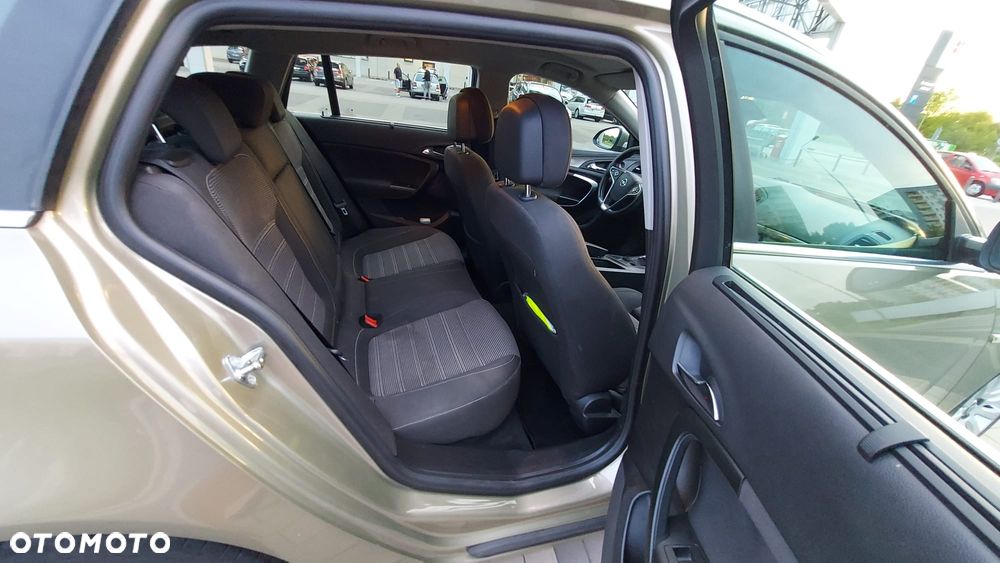 Opel Insignia 2.0 CDTI S&S - 17