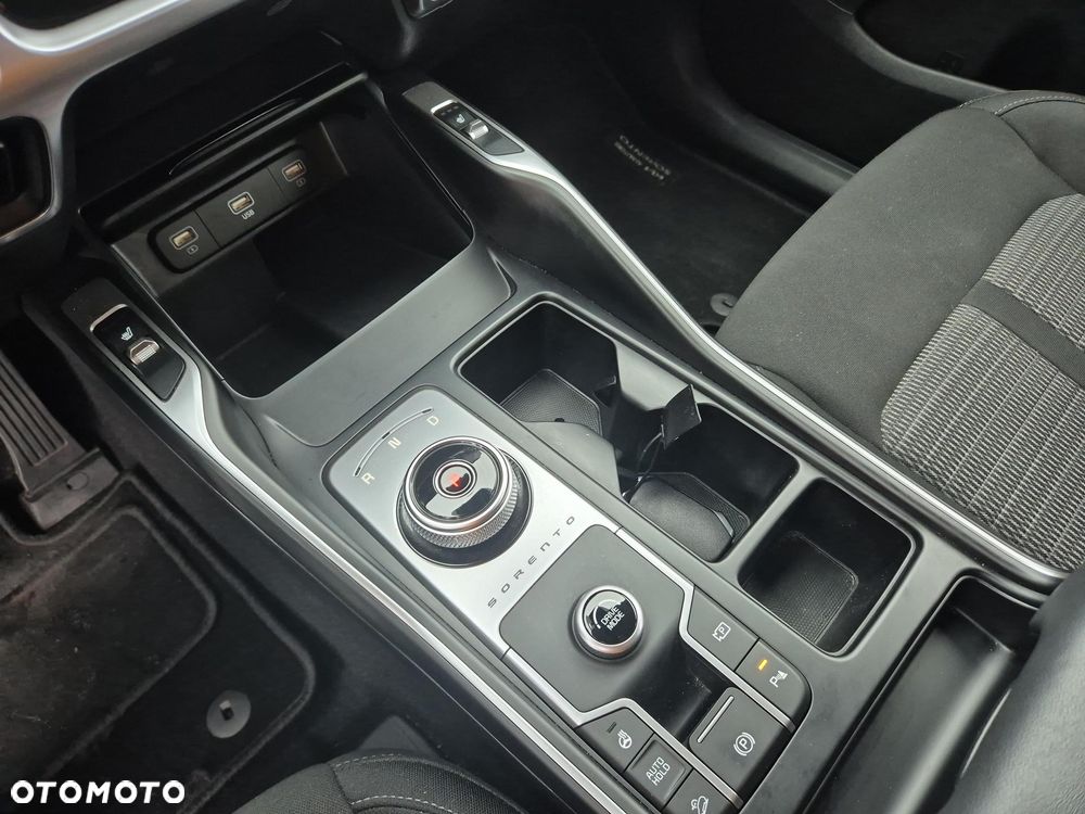 Kia Sorento 1.6 T-GDI HEV Prestige Line 6os - 15
