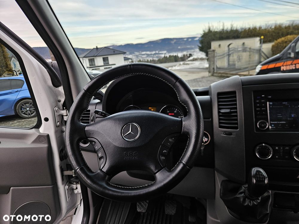 Mercedes-Benz SPRINTER - 20