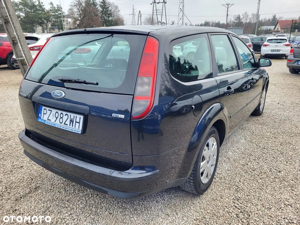 Ford Focus SW 1.6 TDCi Ambiente - 6