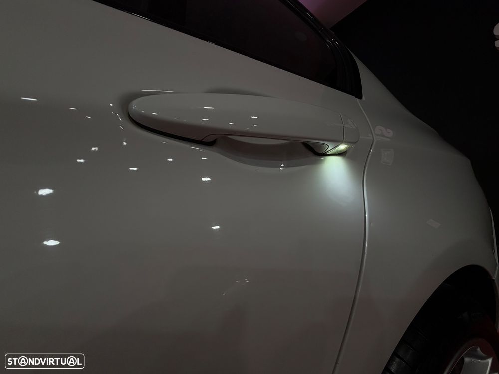 BMW 320 d xDrive Sport Line - 41