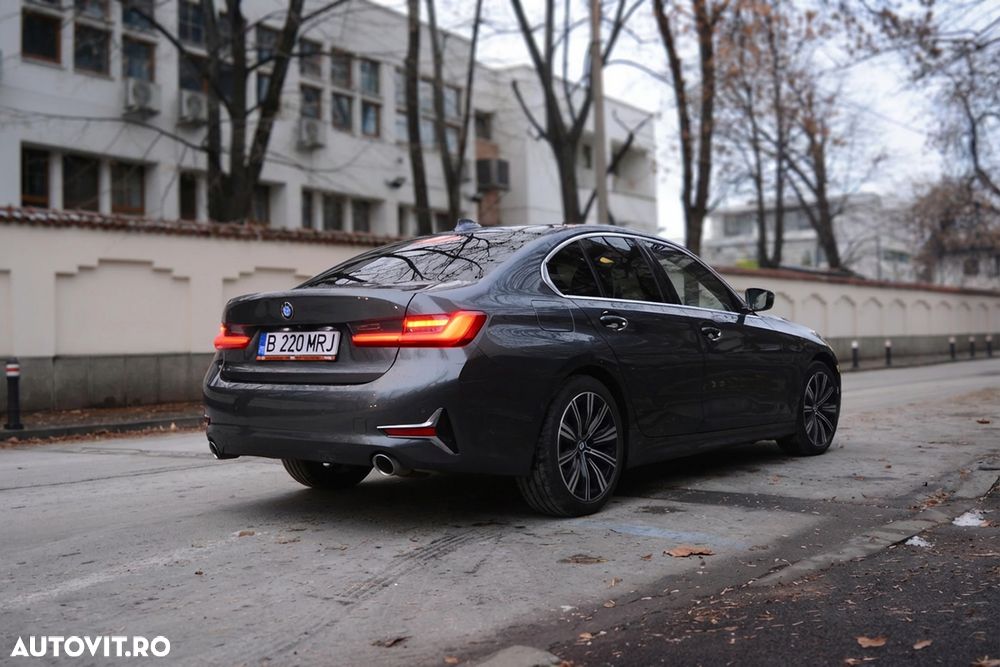 BMW Seria 3 320d xDrive AT Luxury Line - 8