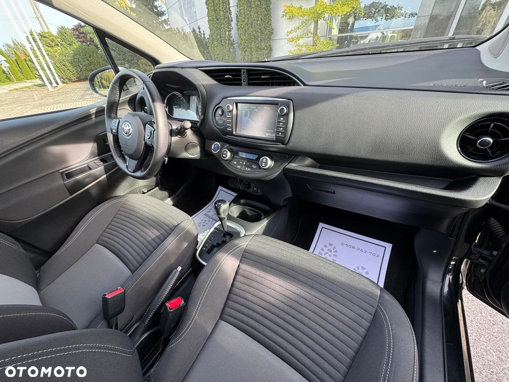 Toyota Yaris - 4
