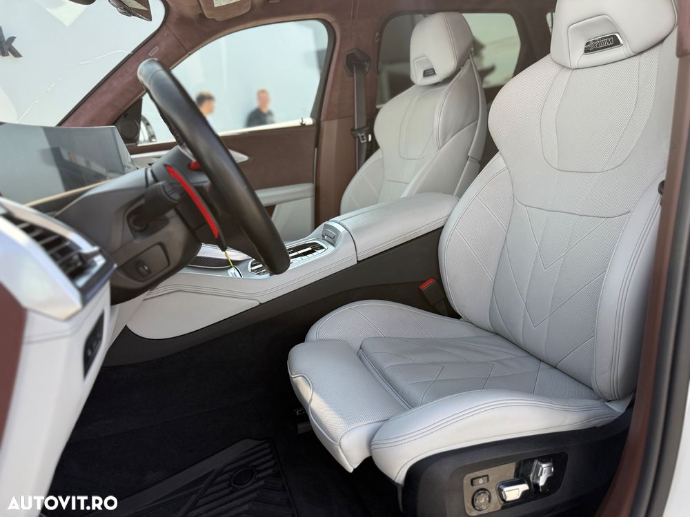 BMW XM 50e - 14