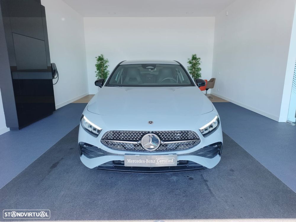 Mercedes-Benz A 180 d 8G-DCT Special Edition - 4