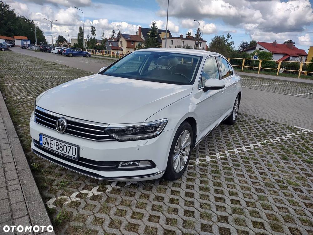 Volkswagen Passat 1.8 TSI BMT Highline DSG - 1