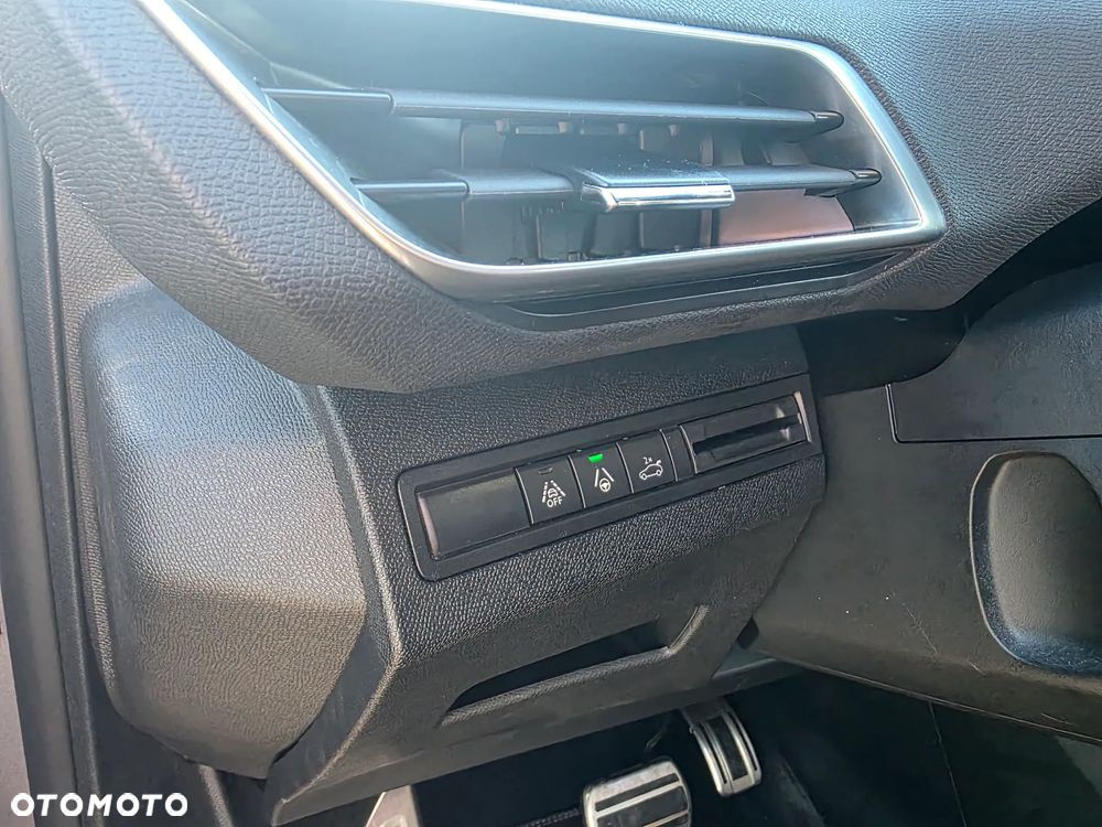 Peugeot 5008 2.0 BlueHDI GT S&S EAT8 - 22