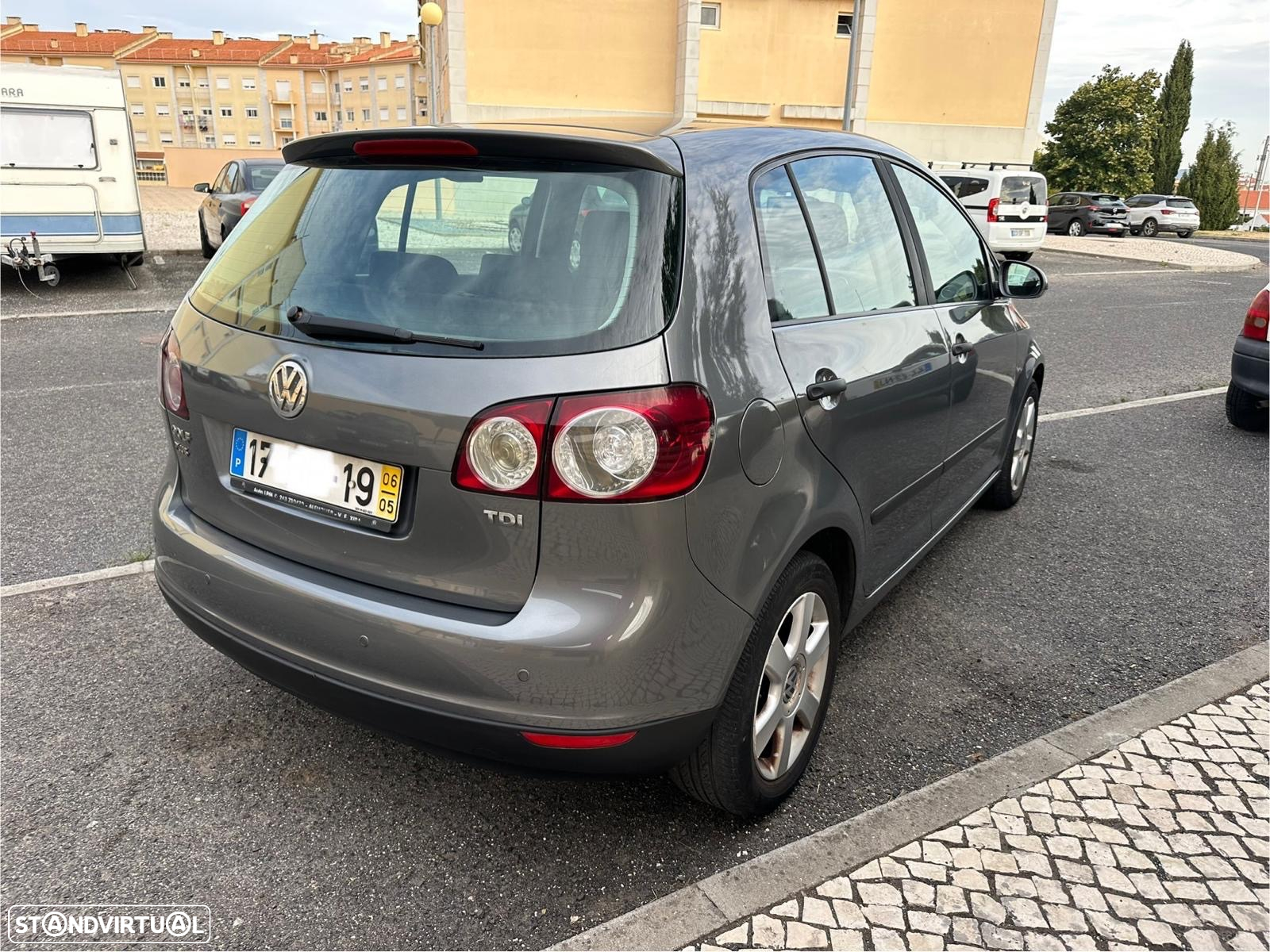 VW Golf Plus 1.9 TDi Confortline - 5