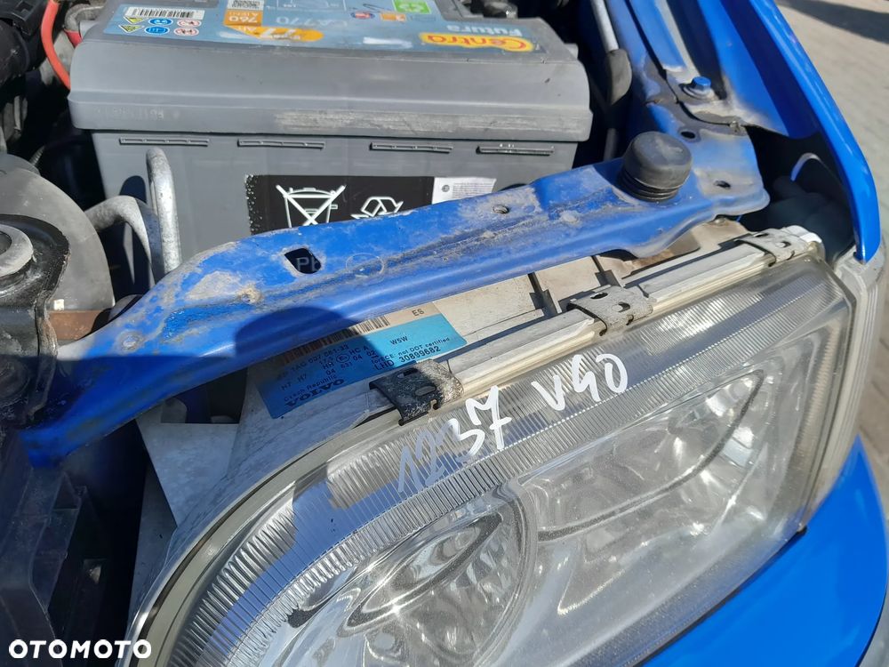 VOLVO V40 LAMPA REFLEKTOR LEWA PRZEDNIA LEWY PRZÓD - 3