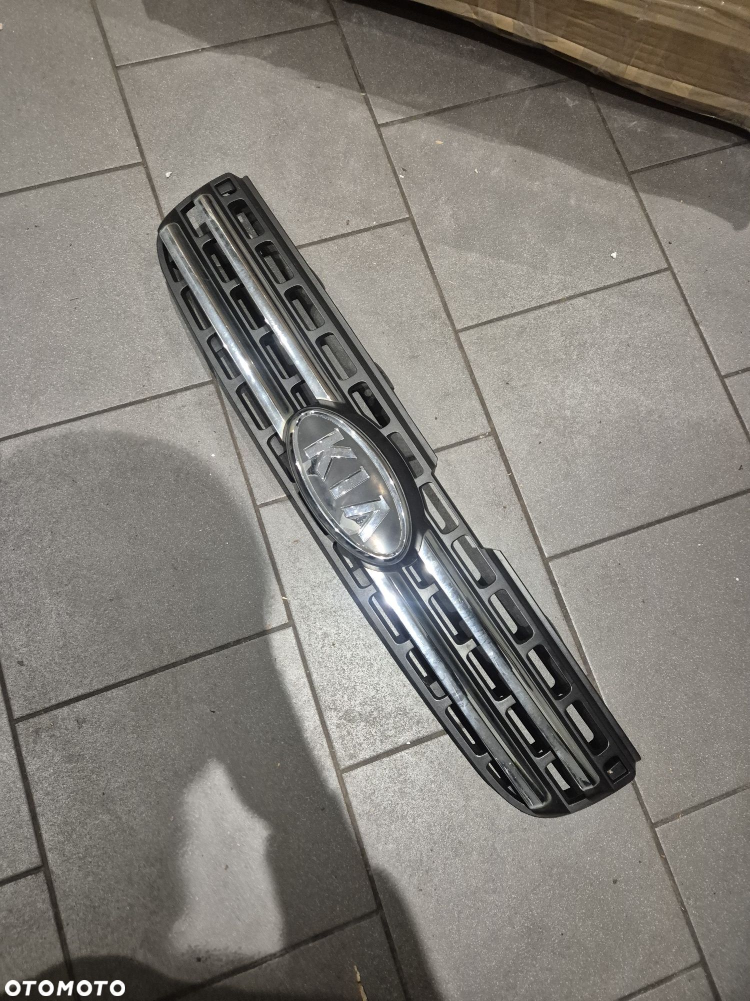 Atrapa grill przód przednia zderzaka kia sportage II - 2