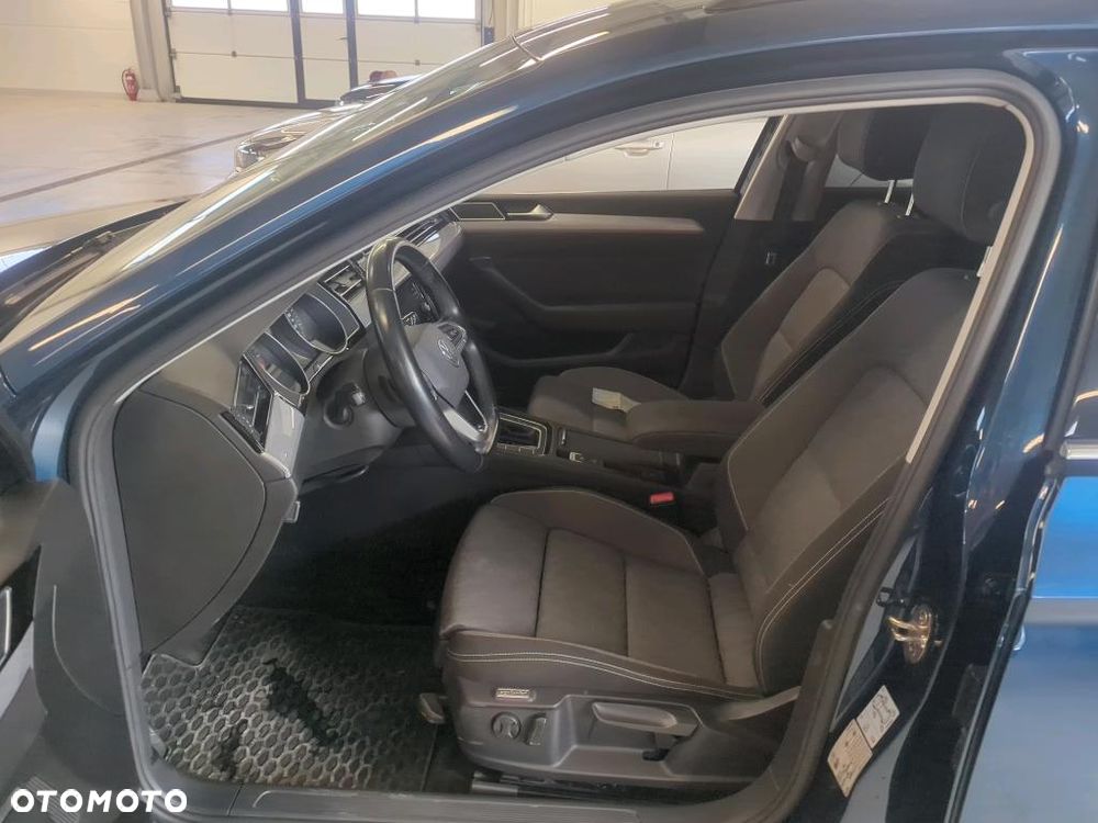 Volkswagen Passat 2.0 TDI EVO Business DSG - 8