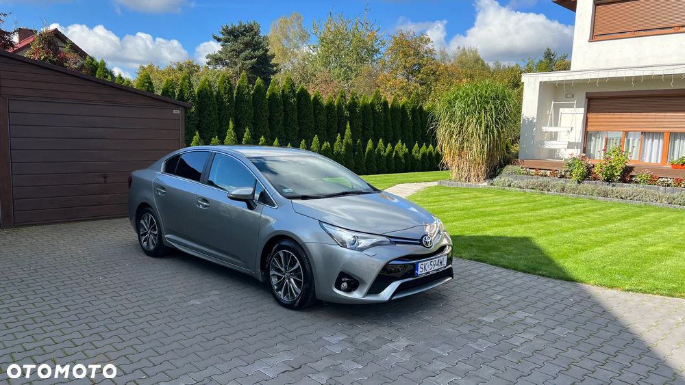 Toyota Avensis 2.0 Premium MS - 2