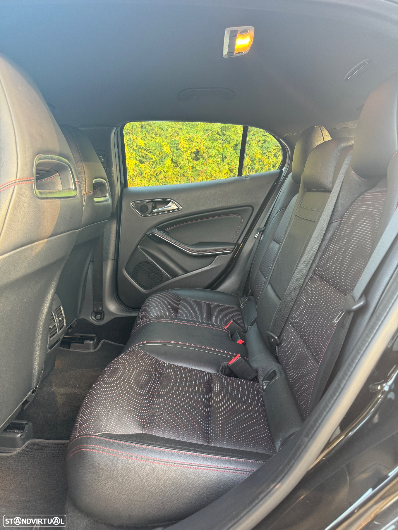 Mercedes-Benz GLA 220 d AMG Line 4-Matic - 11