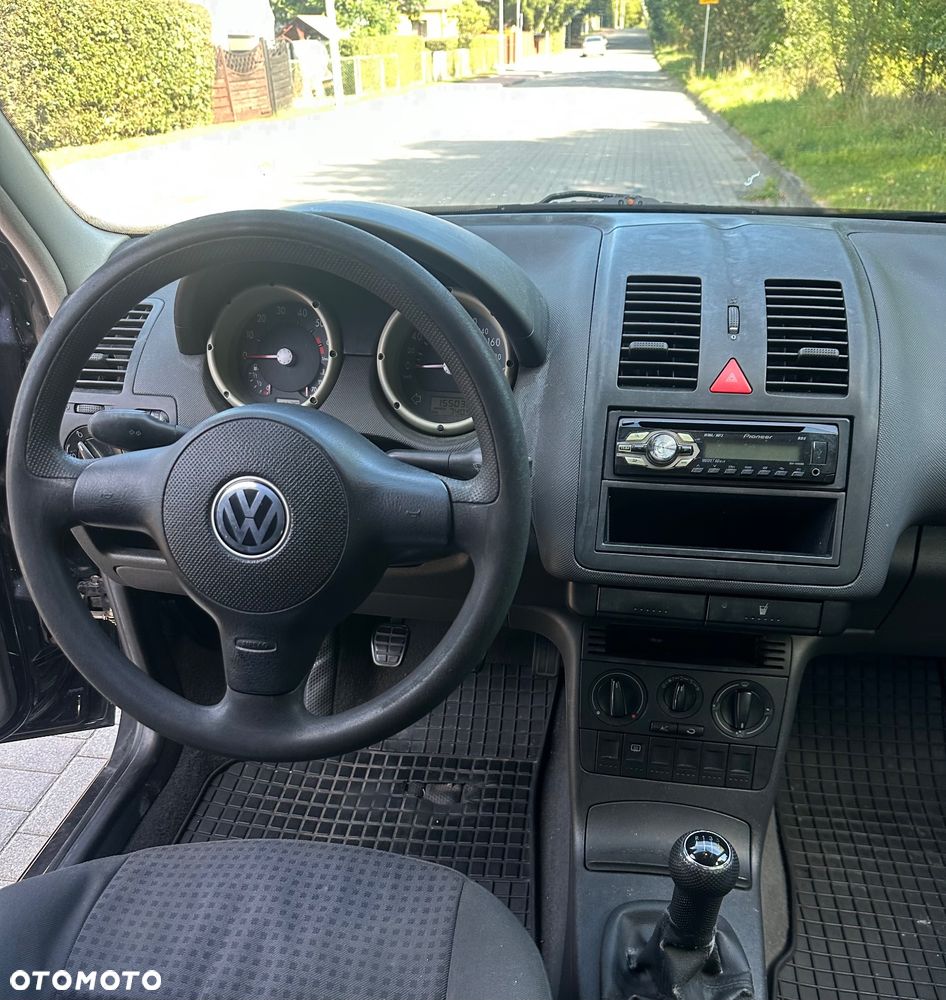 Volkswagen Polo - 12
