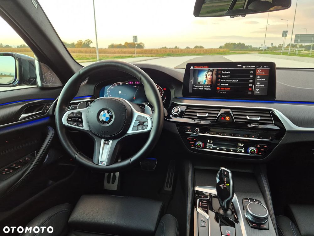 BMW Seria 5 540d xDrive M Sport Edition - 16