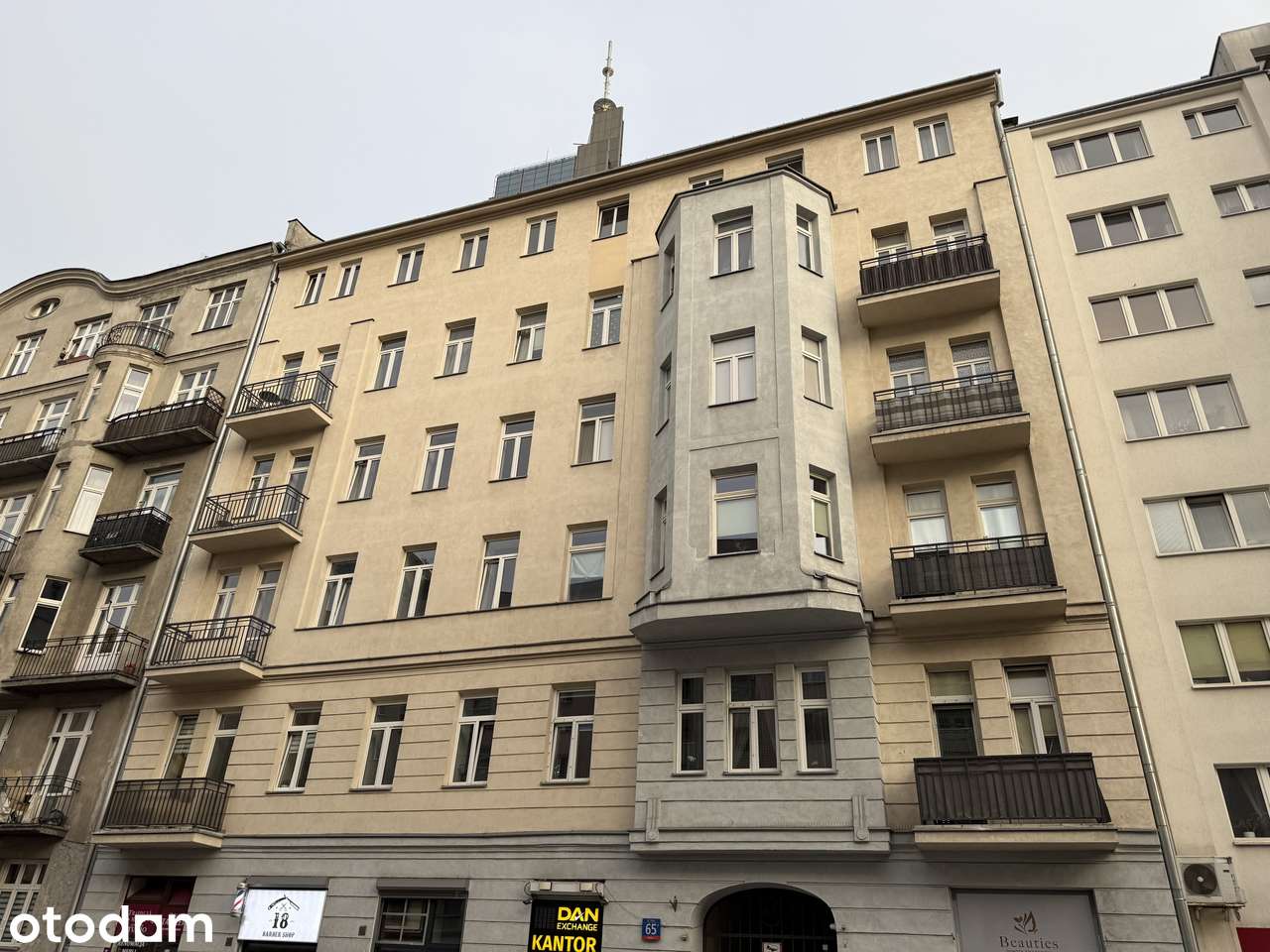 Kamienica | 2 pokoje | 38 m | 2 antresole | balkon |