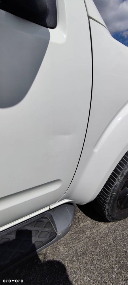 Nissan Pathfinder 2.5 DCi LE - 20