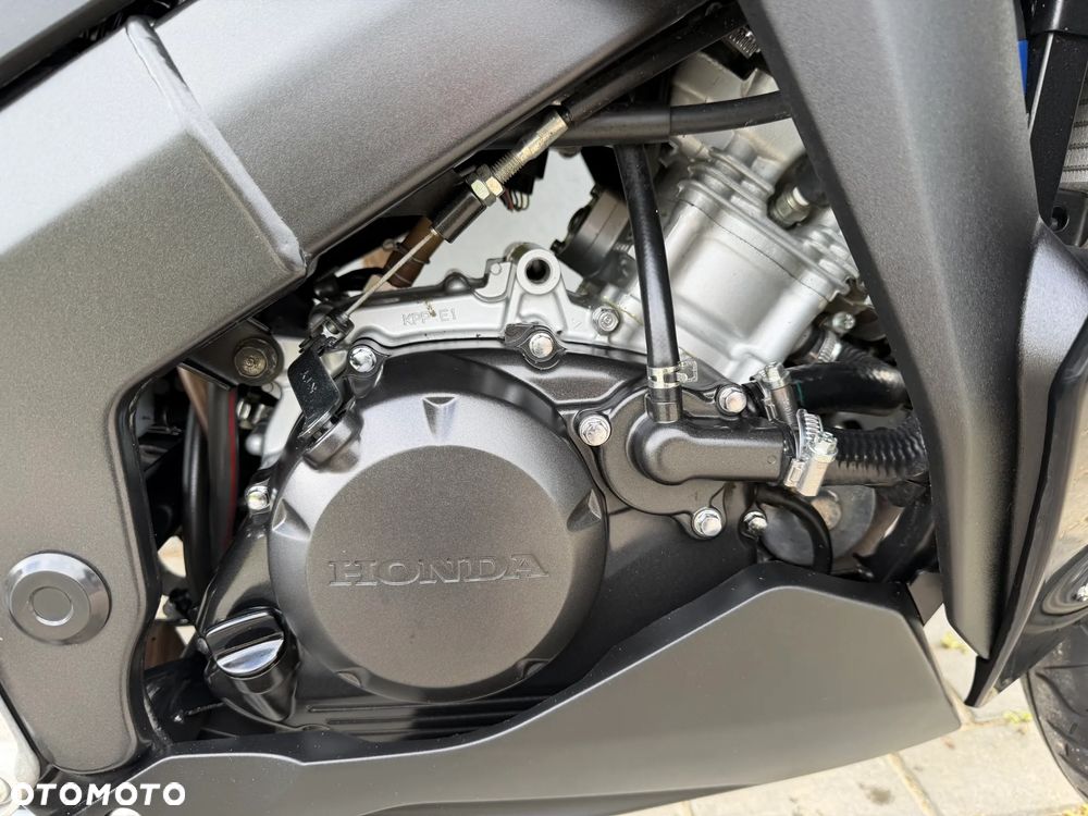 Honda CBR - 19