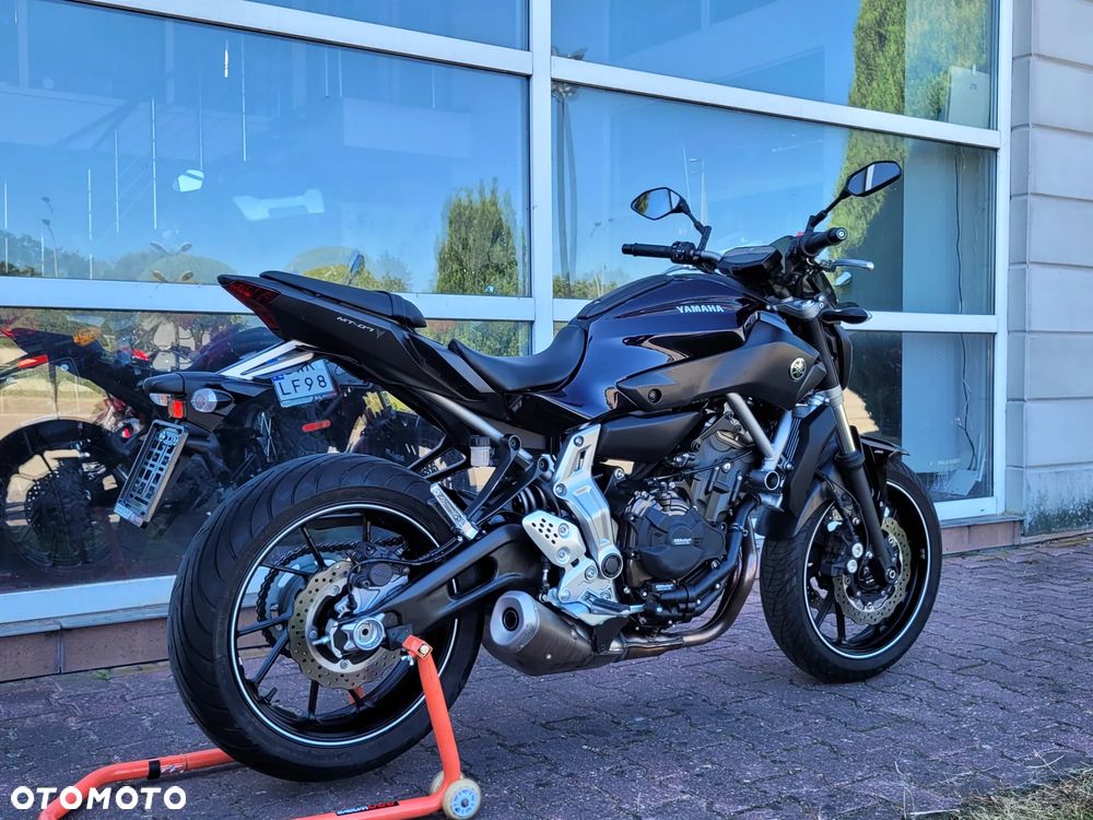 Yamaha MT - 4