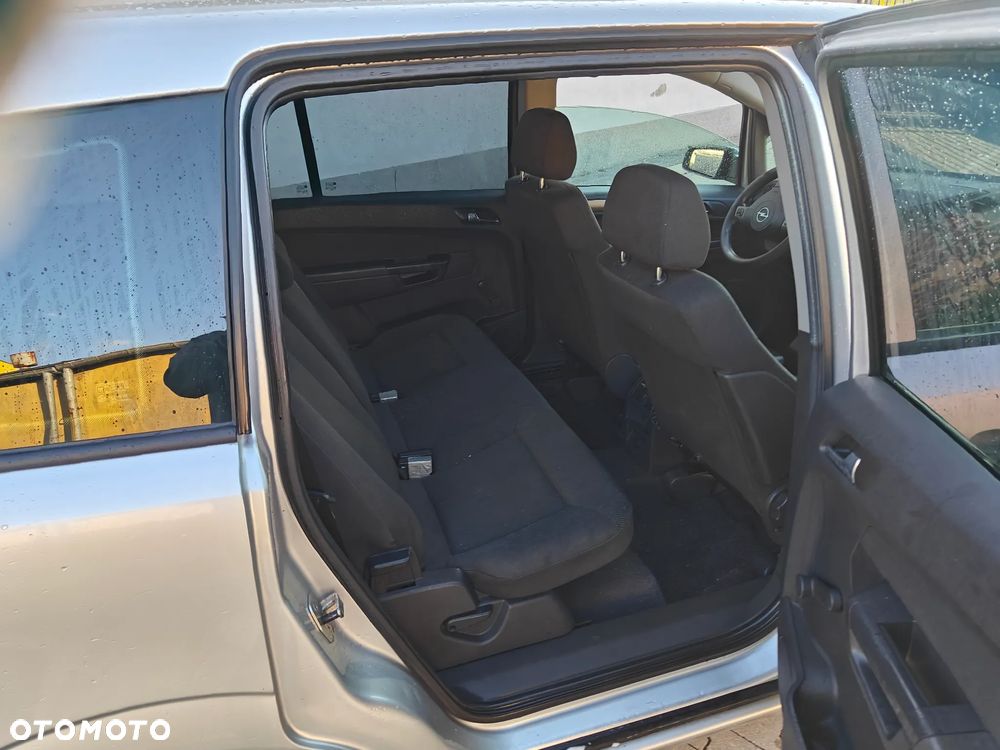 Opel Zafira 1.8 Family - 9