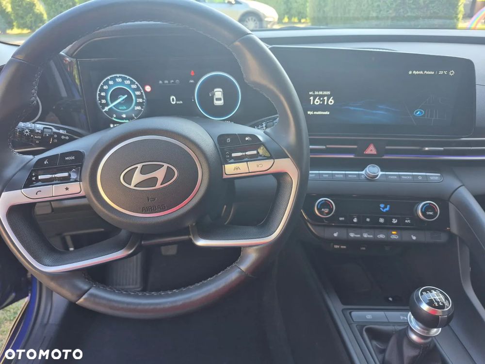 Hyundai Elantra 1.6 Smart - 8