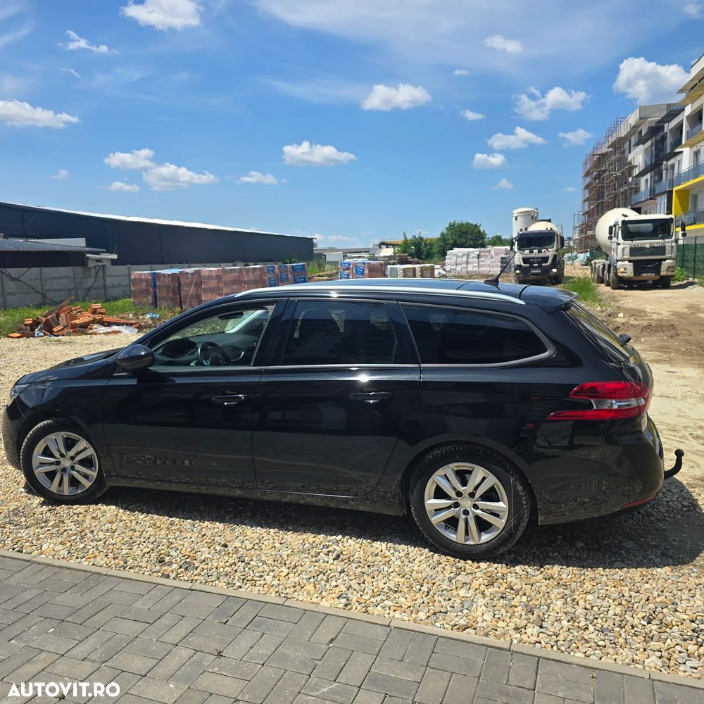 Peugeot 308 - 3