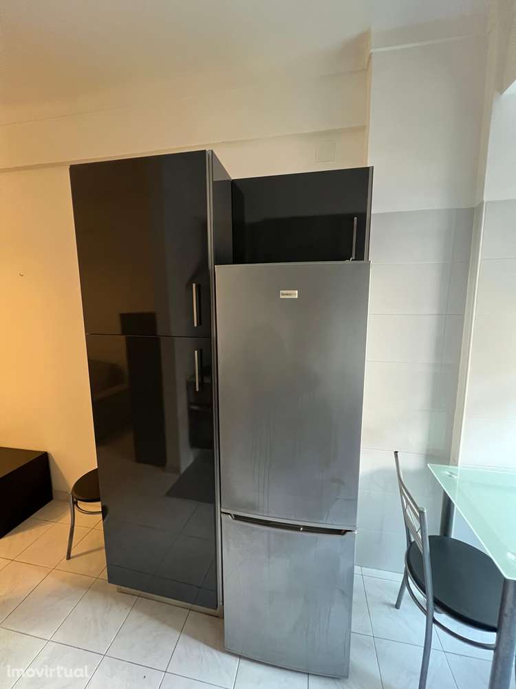 T1 Mobilado e Equipado na Reboleira – a 10 min. do Metro e Comboio - Grande imagem: 5/25