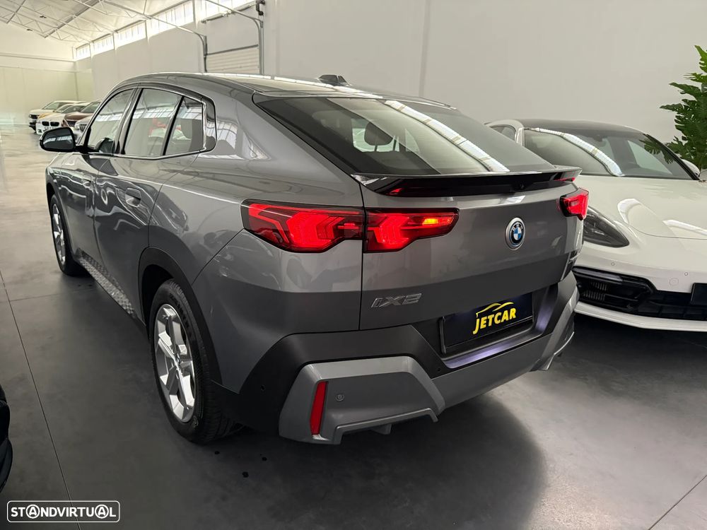 BMW iX2 xDrive30 - 16