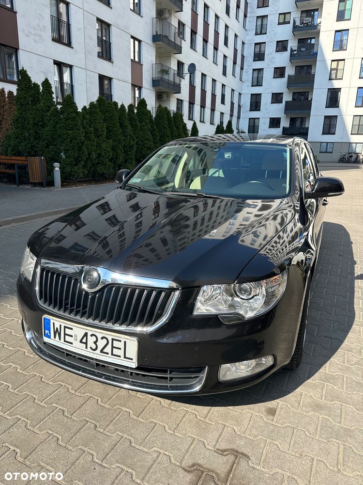 Skoda Superb 1.8 TSI Elegance DSG - 6