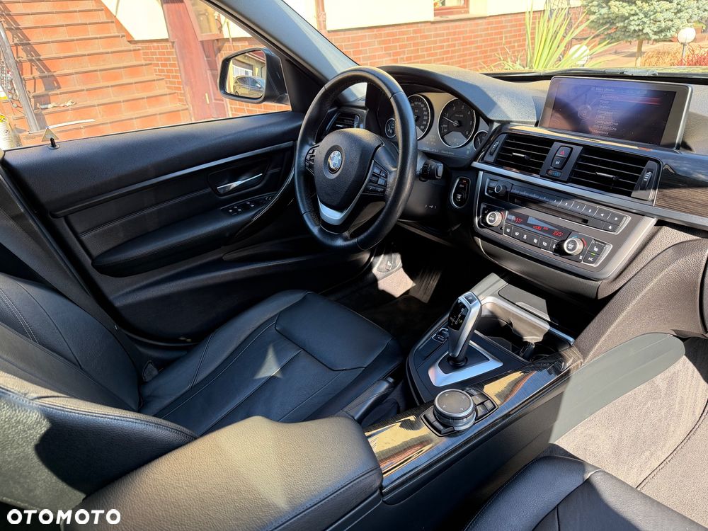 BMW Seria 3 320d Efficient Dynamic Edition Luxury Line - 29