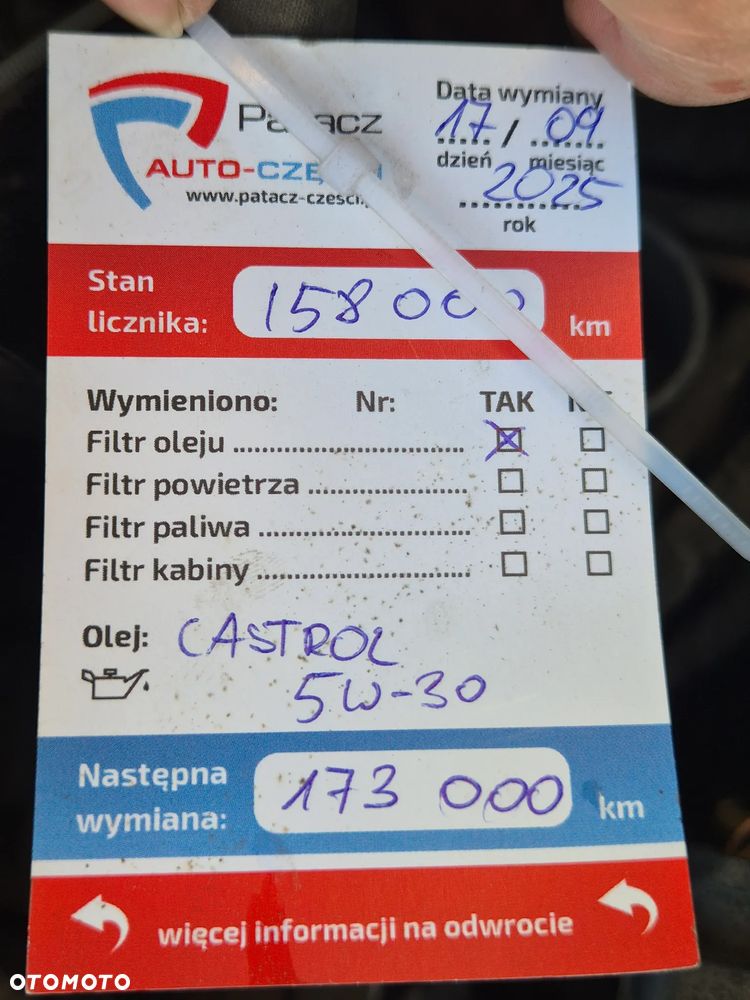 Volkswagen Passat - 12