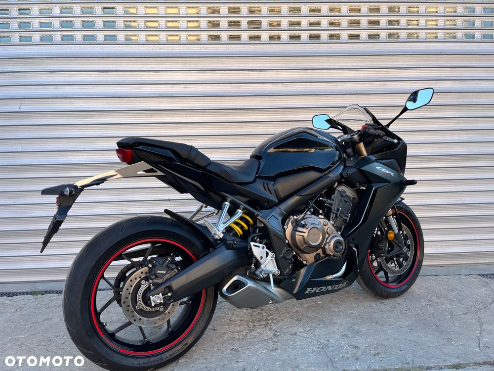 Honda CBR - 17