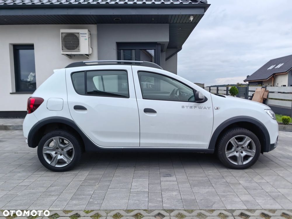 Dacia Sandero Stepway SCe 75 Essential - 5