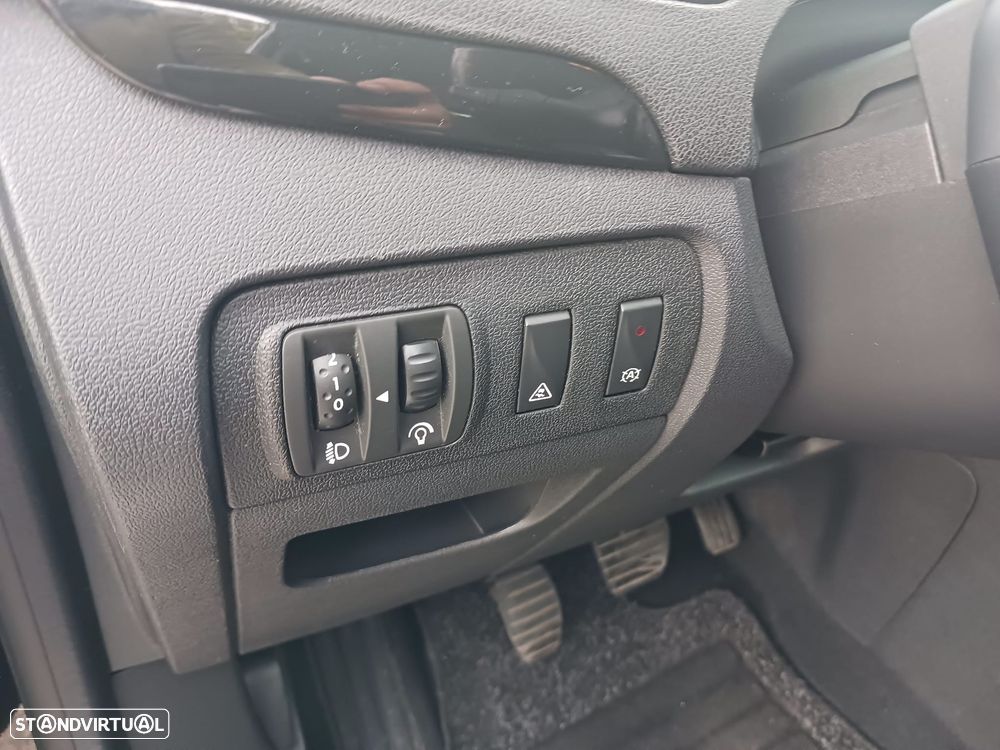 Renault Scénic 1.5 dCi Sport SS - 23