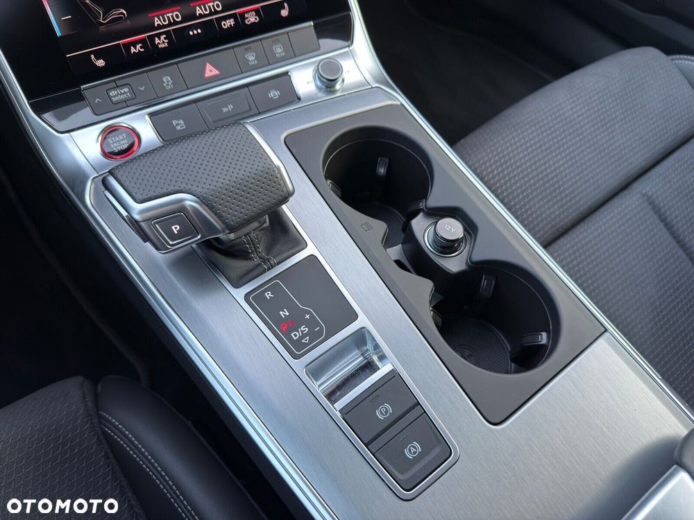 Audi S6 Avant - 26