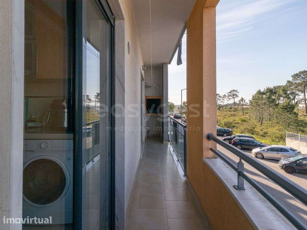 Excelente Apartamento T2 com garagem em Fernão Ferro - Grande imagem: 5/17