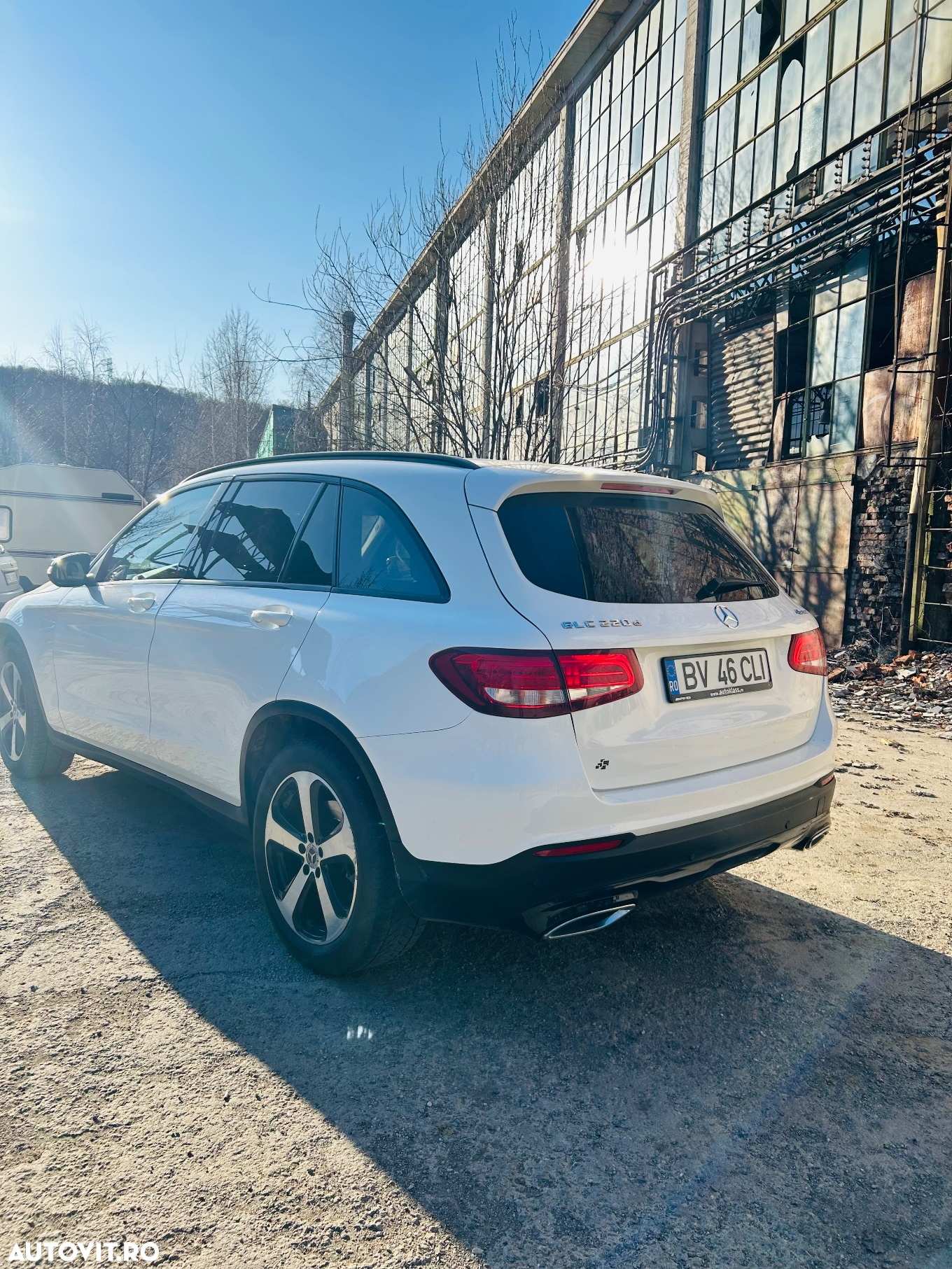 Mercedes-Benz GLC 220 d 4Matic 9G-TRONIC - 4
