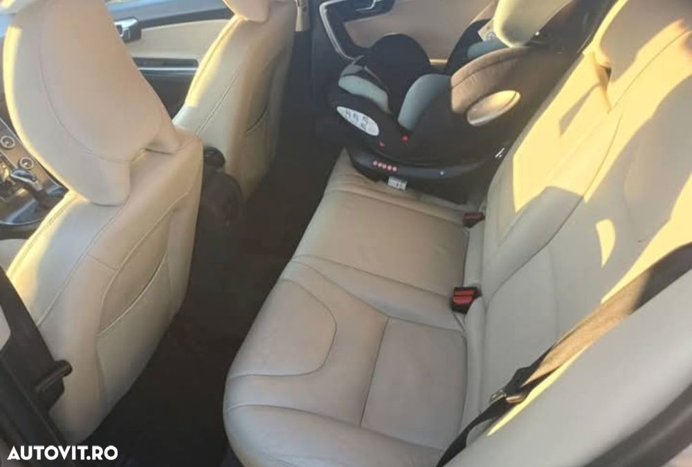 Volvo V60 D4 VEA Start-Stop Summum - 13